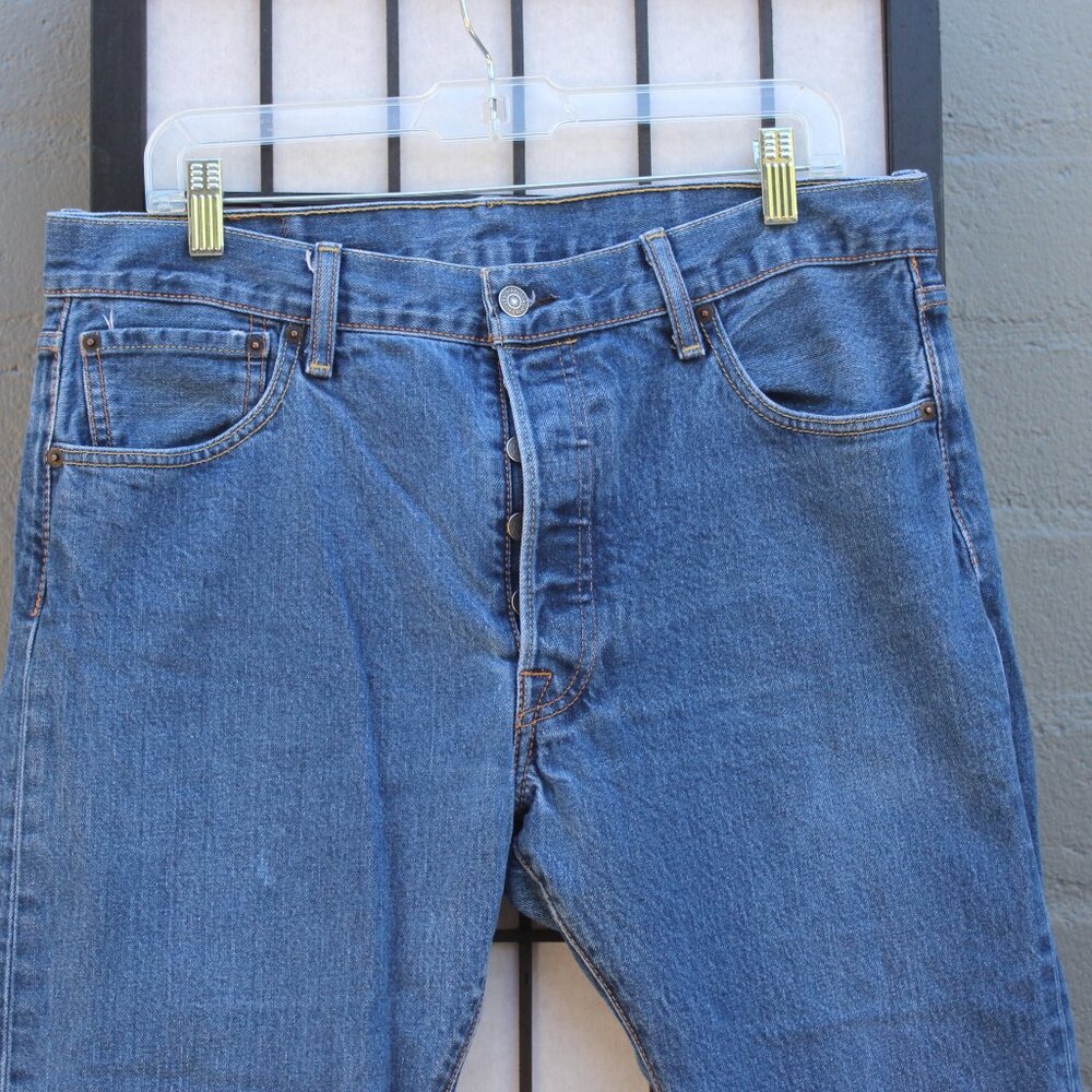 Levi's 501 Men's button fly jeans W36XL32